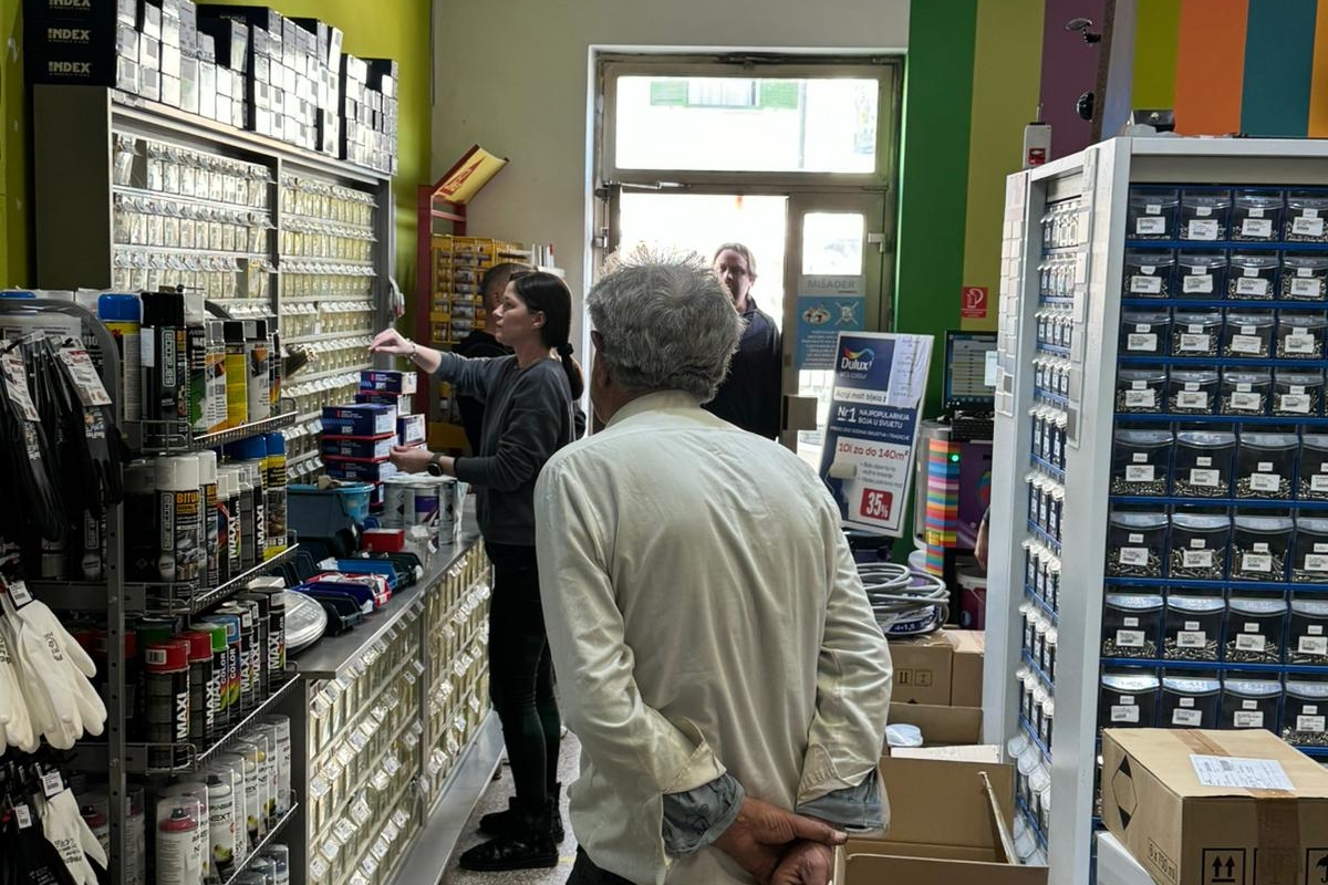 Unielektro Mišader traži djelatnika na odjelu boja i lakova